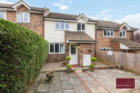 Guildford - Two Bedroom House with Garden